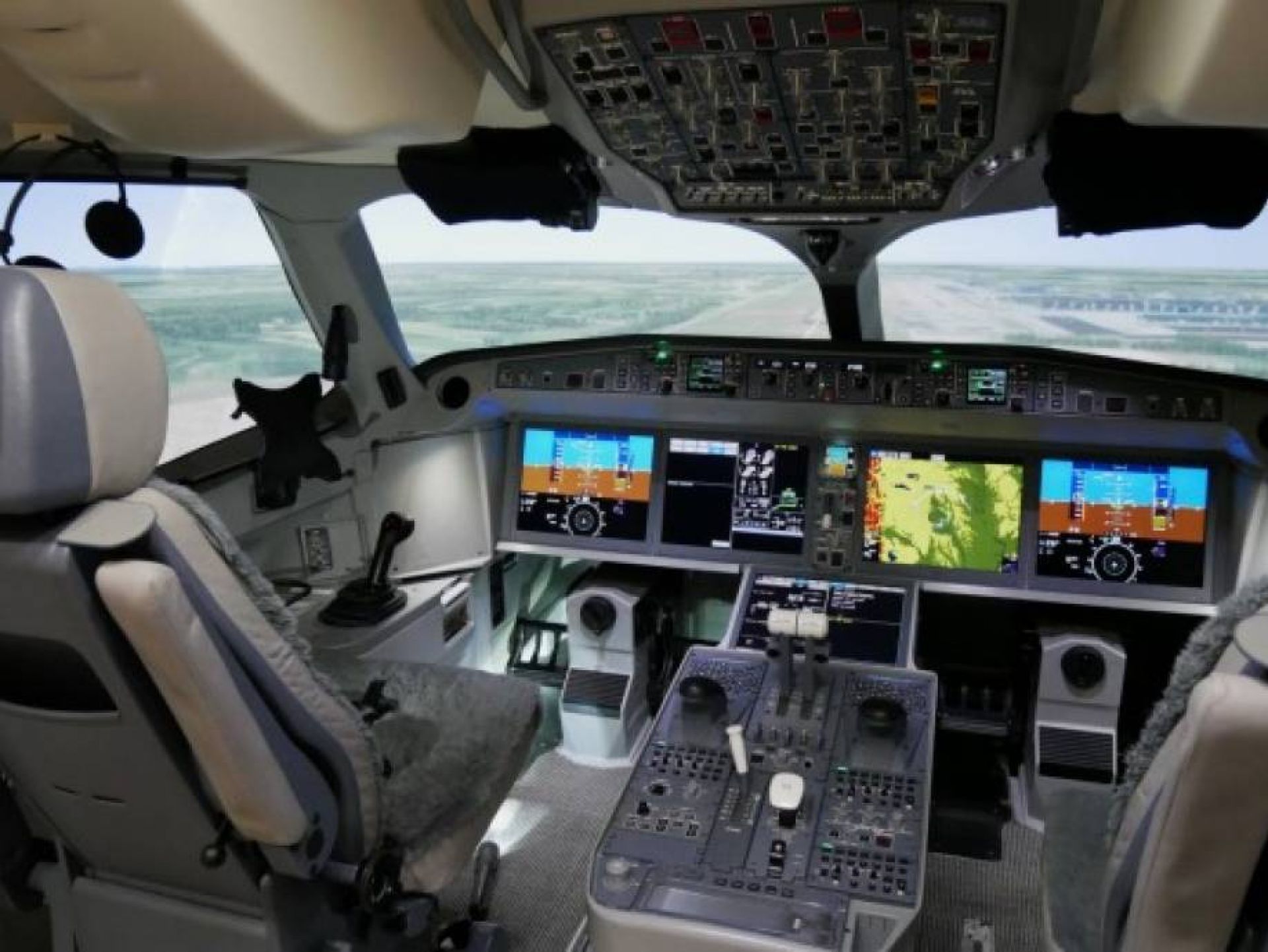 Airbus A220 simulator The state-of-the-art cockpit of the Airbus A220