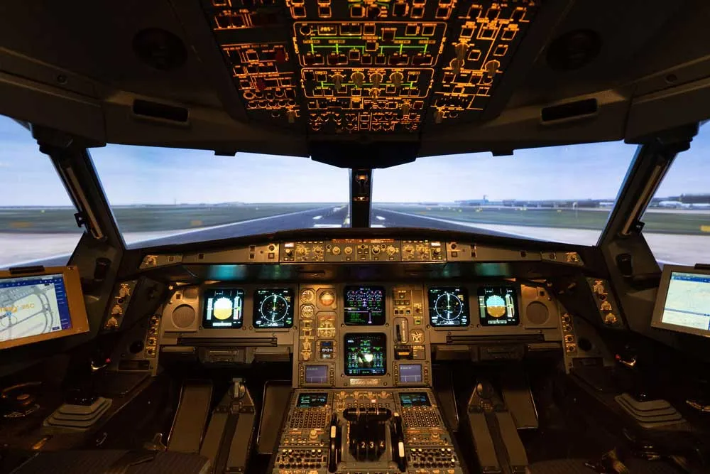 ProFlight Flugsimulatorcockpit Cockpit von Lufthansa Flugsimulator von Innen