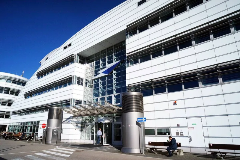 PF LATC Lufthansa Aviation Training Center in Frankfurt von Außen